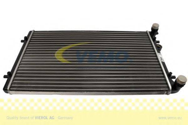 Радіатор, охолодження двигуна VEMO V15-60-5022