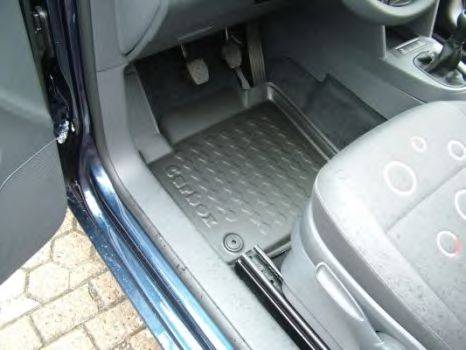Гумовий килимок із захисними бортами CARBOX 407090000